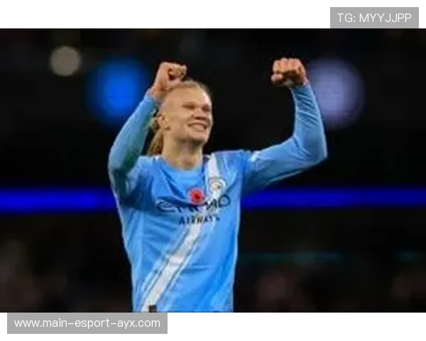 哈兰德禁区内连点建功